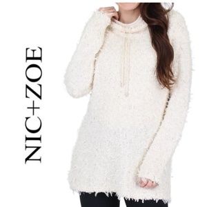 NWT NIC + ZOE Fuzzy Ivory Pullover Sweater Top